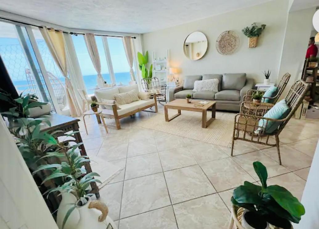 Beach Oasis 704 Lovely Daytona Ocean Front For 5 Sleeps Up To 12 Daytona Beach Ngoại thất bức ảnh
