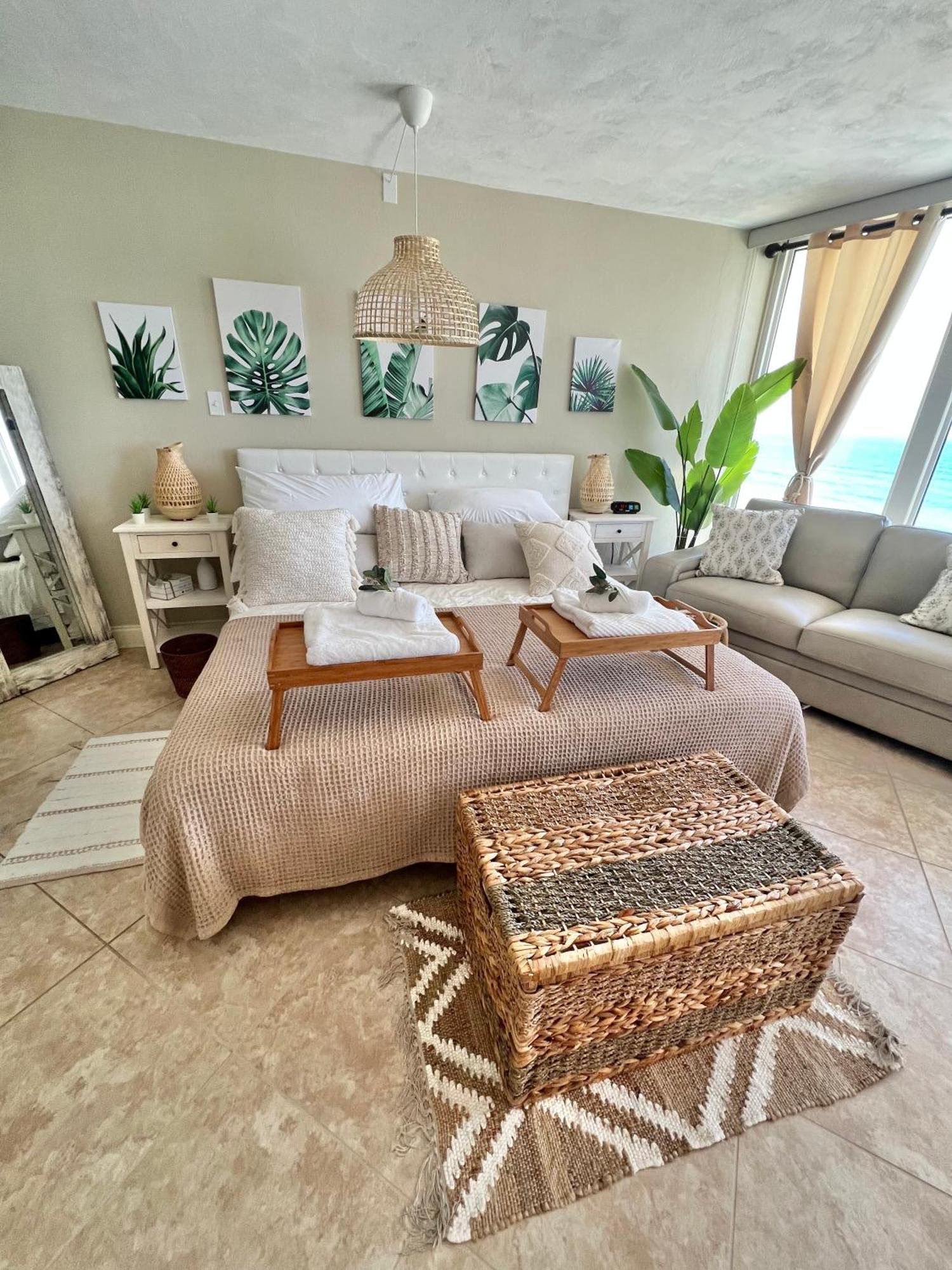 Beach Oasis 704 Lovely Daytona Ocean Front For 5 Sleeps Up To 12 Daytona Beach Ngoại thất bức ảnh
