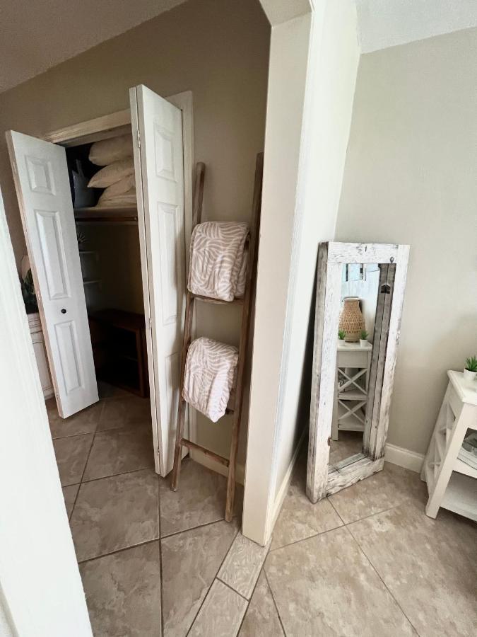 Beach Oasis 704 Lovely Daytona Ocean Front For 5 Sleeps Up To 12 Daytona Beach Ngoại thất bức ảnh