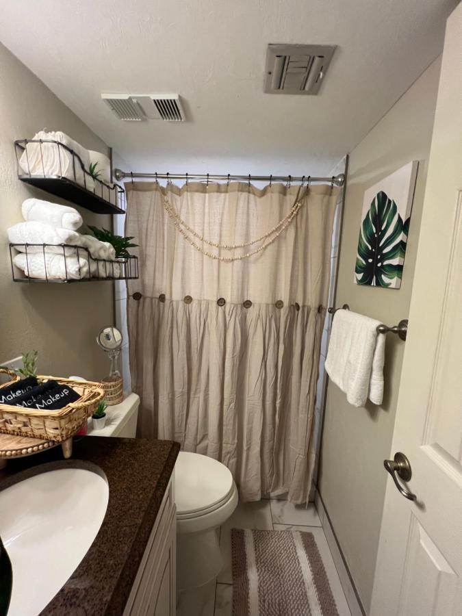 Beach Oasis 704 Lovely Daytona Ocean Front For 5 Sleeps Up To 12 Daytona Beach Ngoại thất bức ảnh