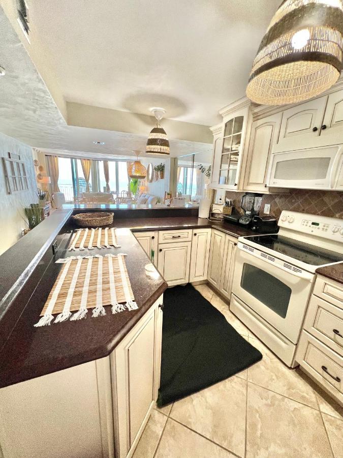 Beach Oasis 704 Lovely Daytona Ocean Front For 5 Sleeps Up To 12 Daytona Beach Ngoại thất bức ảnh